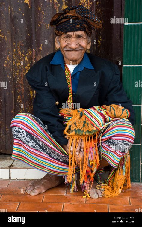 tetum man, soe, west timor, indonesia Stock Photo - Alamy