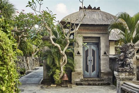 Four Seasons Jimbaran Bay, Bali - hotel review: cleanse your chakras on a Bali beach | London ...