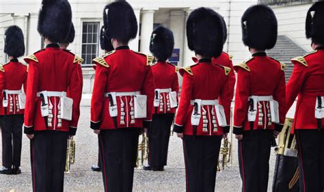 Royal news: Prince Sebastien of Luxembourg takes part in Changing of ...