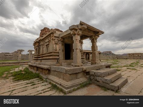 Vittala Temple Image & Photo (Free Trial) | Bigstock