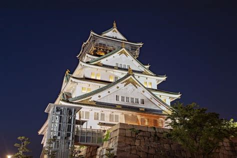 Premium Photo | Osaka castle night illumination