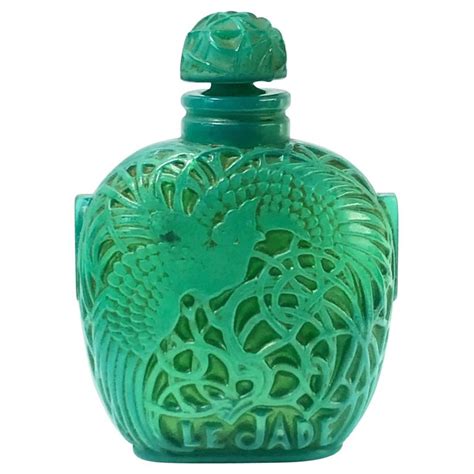 1926 Rene Lalique Le Jade Perfume Bottle for Roger and Gallet Glass, Jade Green at 1stDibs