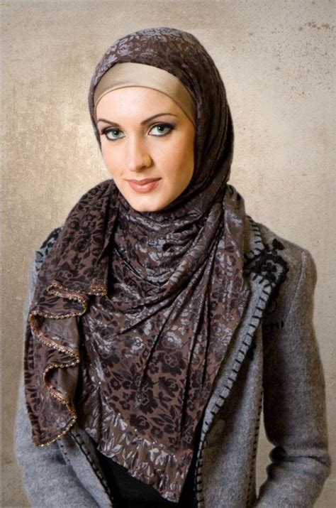 Latest 2013 Hijabs & Abayas ~ Fashion Point