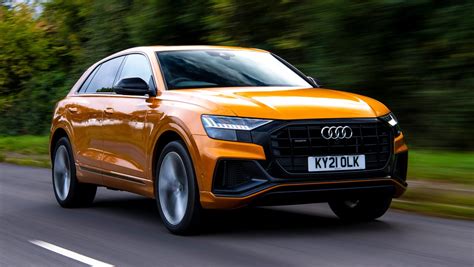 New Audi Q8 55 TFSI e 2022 review | Auto Express