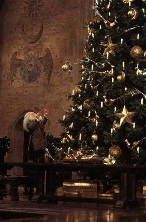 Happy Christmas Harry Potter Gif / 93,518 followers · entertainment ...