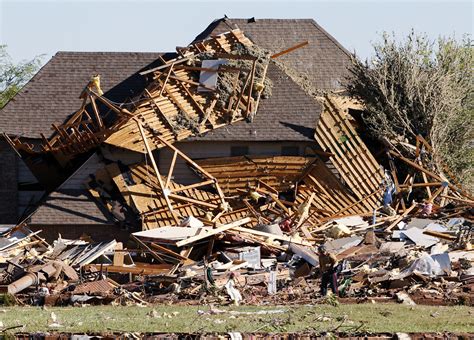 Oklahoma takes the worst damage from storm system - CBS News