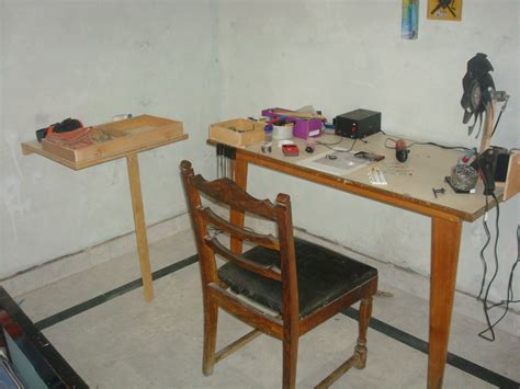 Electronics Lab Bench Setup Guide – Badar Jahangir Kayani