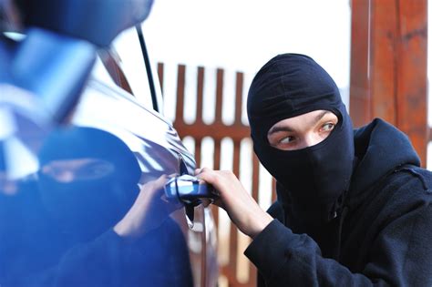 3 Things Car Thieves are Stealing - Wise Insurance Group