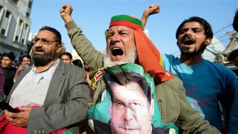 Former PM Imran Khan's allies win biggest share of seats in Pakistan's ...