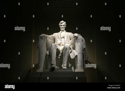 A close up frontal view of the Lincoln Statue in the Lincoln Memorial, Washington DC Stock Photo ...