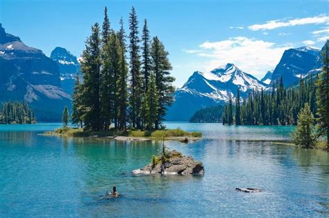 Maligne Lake, Jasper | Tickets & Tours - 2024