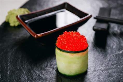 Tobiko, masago, ikura, caviar: Similarities and differences