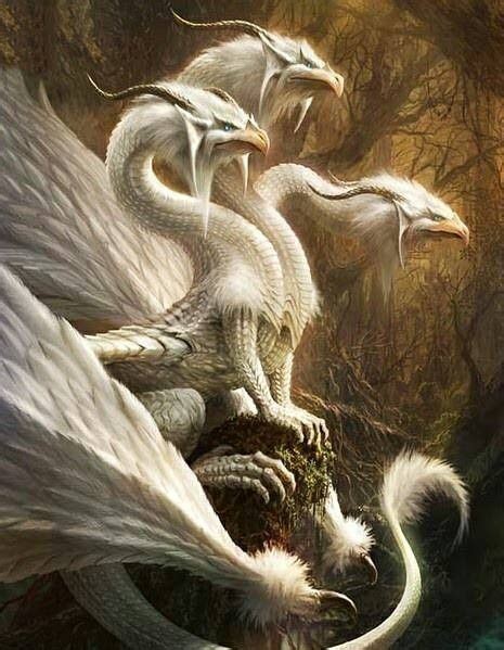 Dragon Blanc Hydre à 3 Têtes