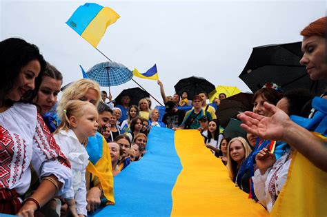 World marks Ukraine's Independence Day amid war | Daily Sabah