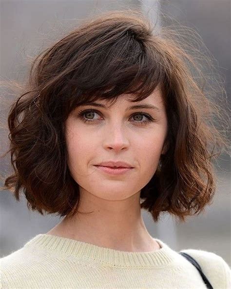 33 Best Short Bob Haircuts with Bangs and Layered Bob Hairstyles - Page 6 of 11