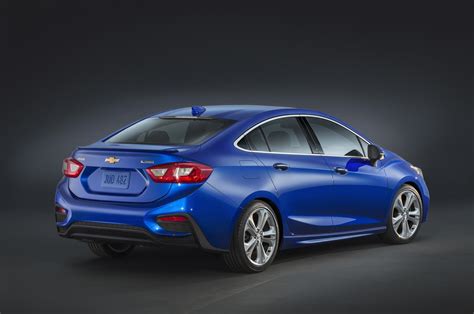 2016 Chevrolet Cruze Fuel Economy Released, Cruze Diesel Returns in ...