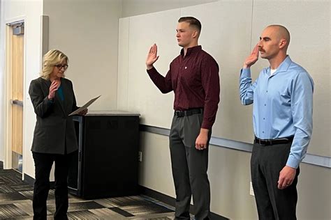 Cheyenne Police Department Swears in 2 New Officers