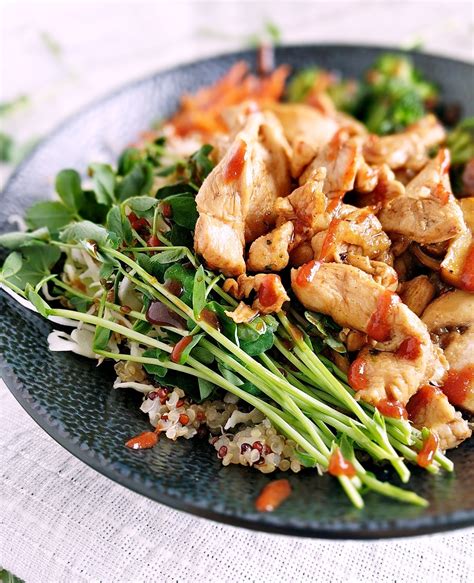 An Addicting Teppanyaki Chicken Quinoa BowlFresh Menu Planner