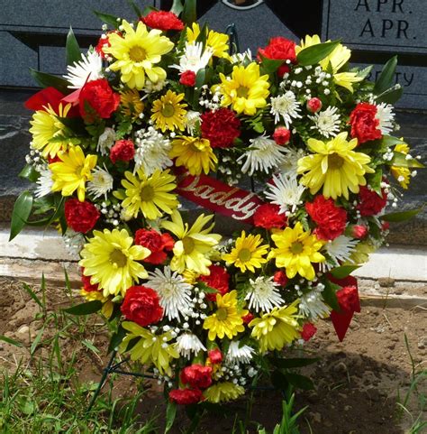 1000+ images about Grave decorating on Pinterest | Deco mesh, Funeral flowers and Silk flower ...