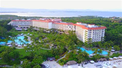 Aerial flight at Shangri-La Mactan Resort & Spa - YouTube