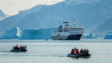 The Northwest Passage - Small-Ship Arctic Cruise | Adventure Canada