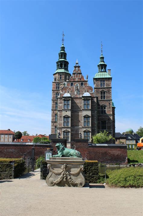 Rosenborg Castle! Copenhagen, Denmark. | Denmark, House styles, Castle