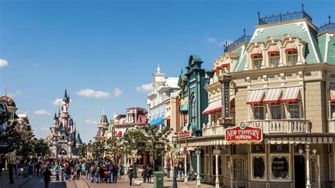 Close-up on the movies behind Main Street, U.S.A. at Disneyland Paris