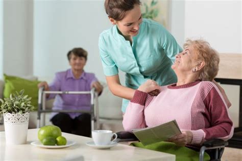 Caregiving vs Caretaking| Caregiving 101 | iSavta