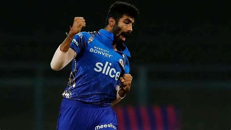 IPL 2022: Mumbai Indians' Jasprit Bumrah becomes first Indian pacer to ...