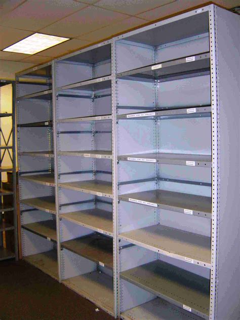 Warehouse and Loading Safety Part 2: Warehouse Shelving - Murray Material Handling