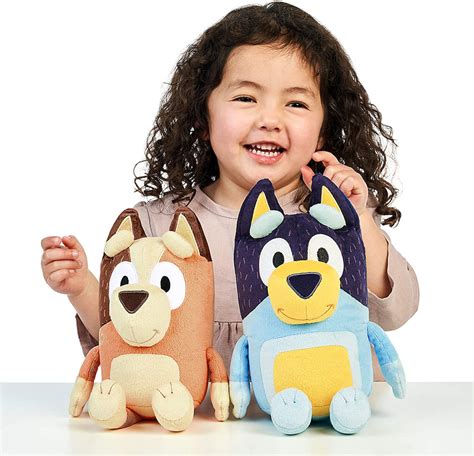 BLUEY - FAMILY PLUSH - BANDIT 33cm take along plush toy | OzToyStore