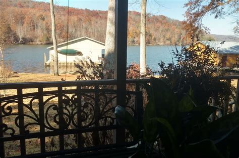 Guntersville Lake Cabins | Best prices on cozycozy