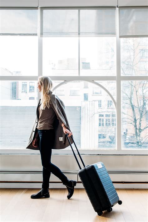 Luggage for Business Travel: The Best and Worst Types – FLIGHTFUD