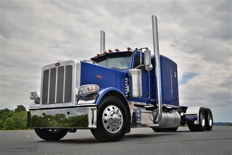 Peterbilt 389 - Fitzgerald Glider Kits