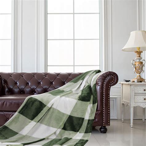 Buffalo Plaid Throw Blanket Decorative Soft Flannel Fleece Blanket for Bed Couch Green and White ...