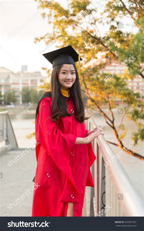 Asian Female Graduate Red Graduation Gown Stock Photo 634581401 | Shutterstock