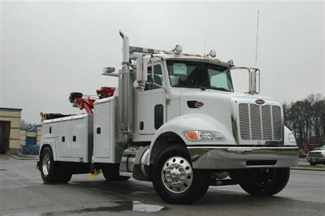 Peterbilt 335 - specs, photos, videos and more on TopWorldAuto