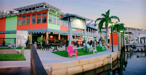 Waterfront Dining - Stuart, FL