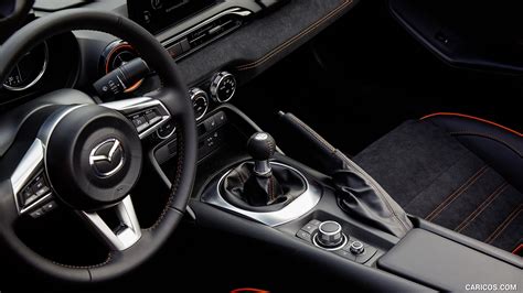 2019 Mazda MX-5 Miata 30th Anniversary Edition - Interior, Detail | Caricos