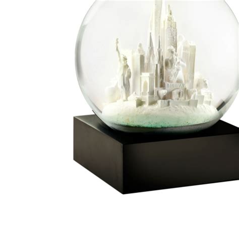 New York Snow Globe | Garmentory