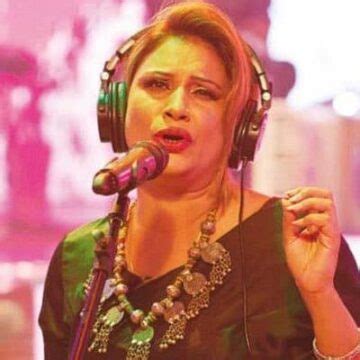 All Naseebo Lal Songs Lyrics