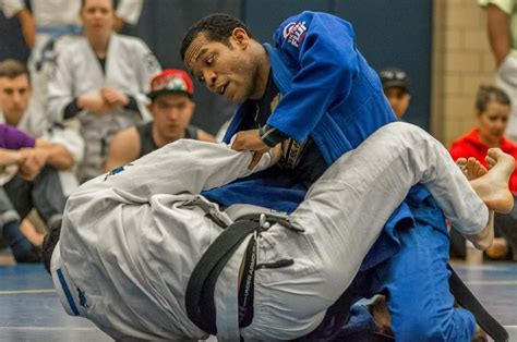 Jiu-jitsu training experiment begins with inspiring introduction and skill session: Stretching ...