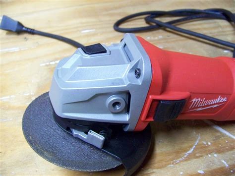 Milwaukee Angle Grinder - 6130-33 - Tools In Action - Power Tool Reviews