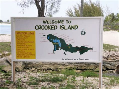 Crooked and Acklins Islands History | Island Map Publishing