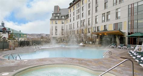 Hotel Fairmont Tremblant | Mont Tremblant Ski Holidays | Inghams