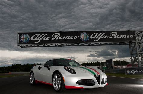 U.S.-Spec Alfa Romeo 4C to Weigh 220 Pounds More Than Euro-Spec