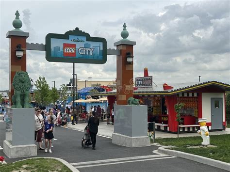 Lego City at Legoland in Goshen, New York Editorial Stock Photo - Image ...