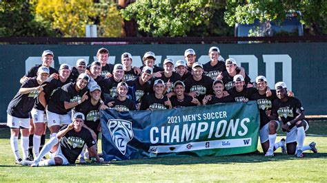 Stanford picked as favorite in Pac-12 men's soccer preseason poll ...