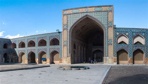 Great Mosque of Esfahan | Architecture, Materials, & Location | Britannica