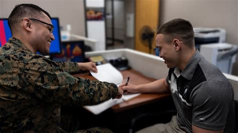 DVIDS - Images - Marine Corps Applicant conducts the Oath of Enlistment ...